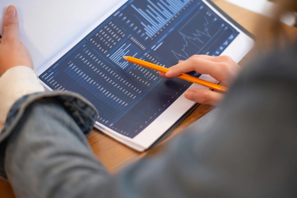 Audience research for social media marketing services.