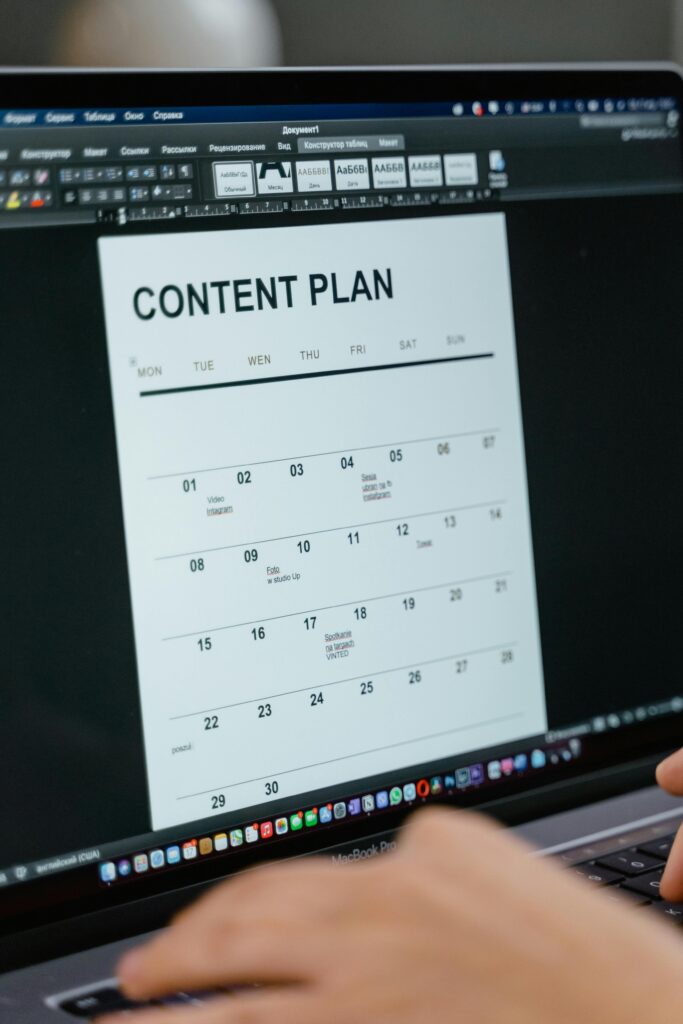 Content calendar for planning social media optimization services